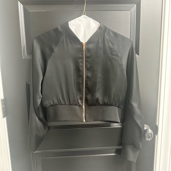 Zara Jacket - Picture 1 of 3